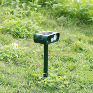 Garden LED Infrared Solar Mouse Dog Repellent with PIR Sensor Ultrasonic Animal Repeller - Image 9